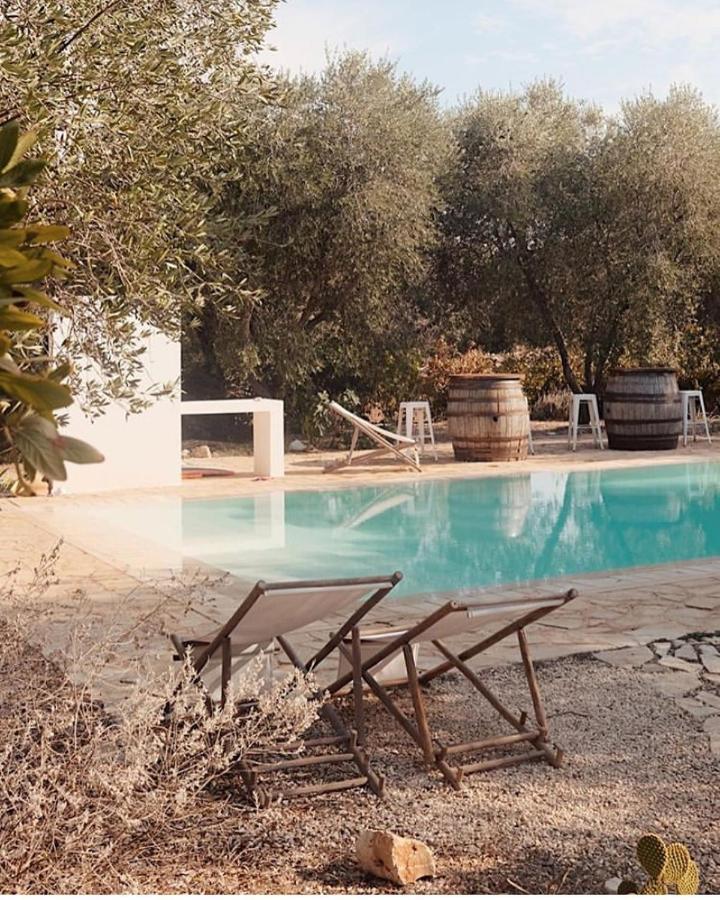 Fikus - the Apulian B&B Ceglie Messapica Bagian luar foto
