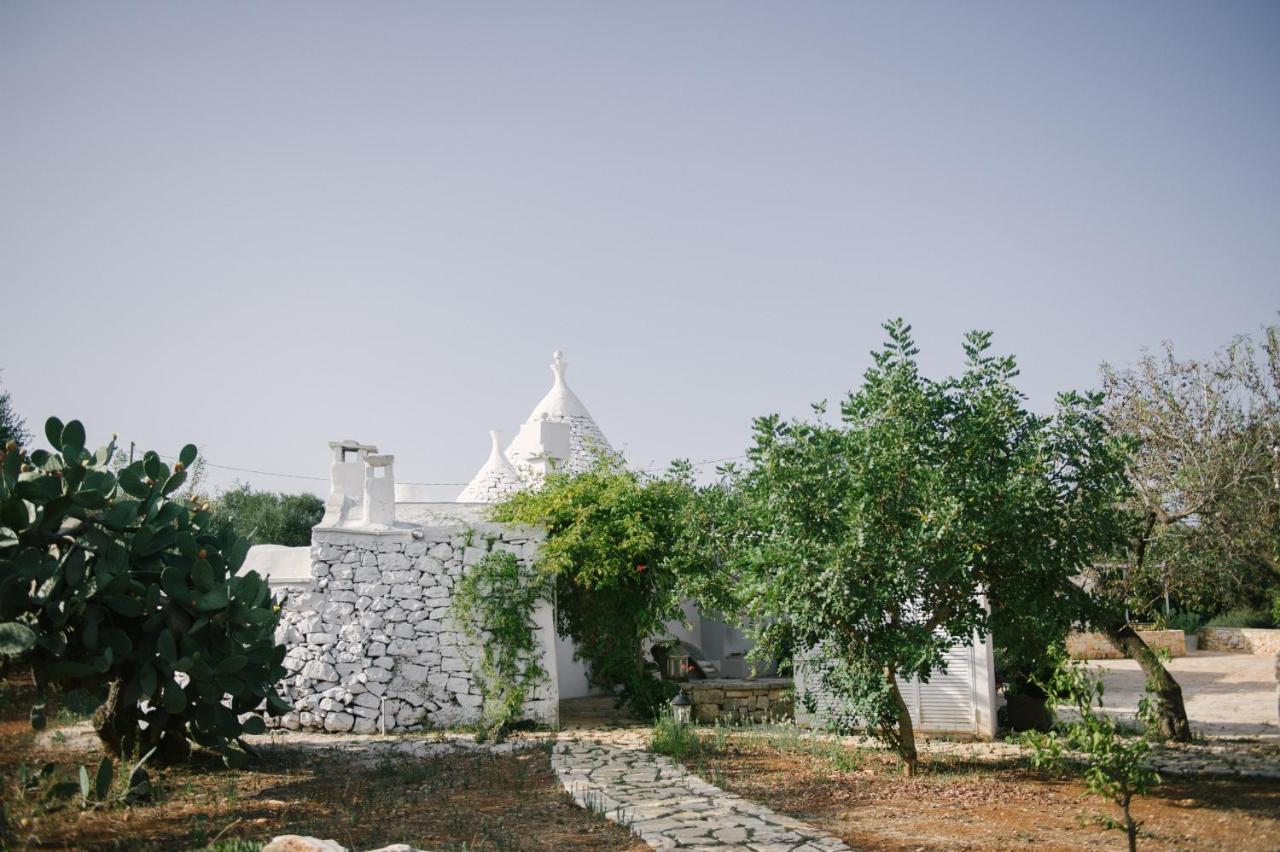 Fikus - the Apulian B&B Ceglie Messapica Bagian luar foto