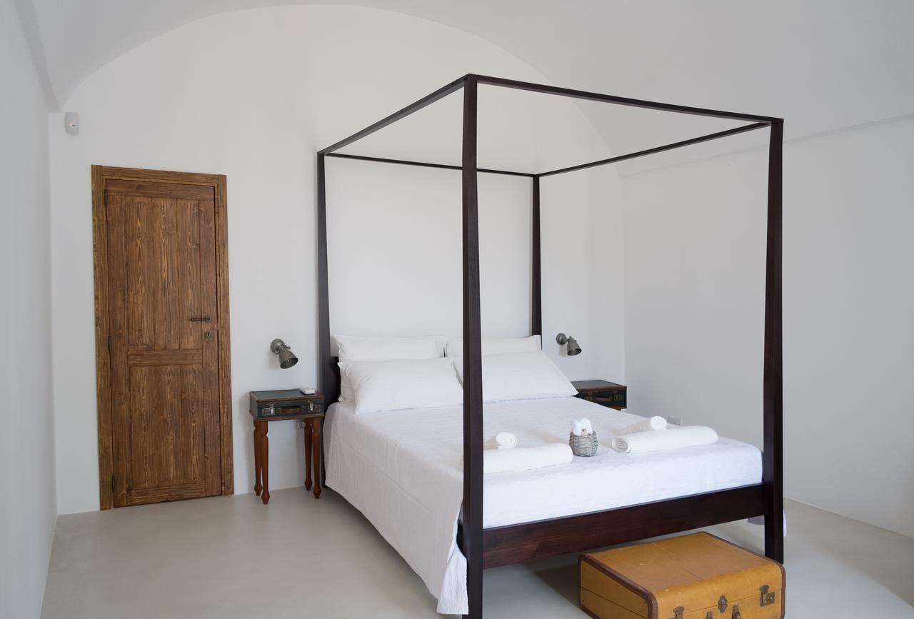 Fikus - the Apulian B&B Ceglie Messapica Bagian luar foto
