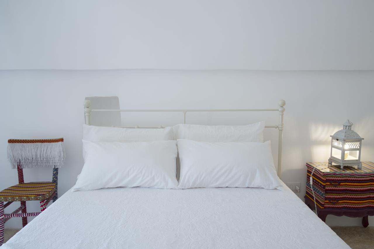 Fikus - the Apulian B&B Ceglie Messapica Bagian luar foto