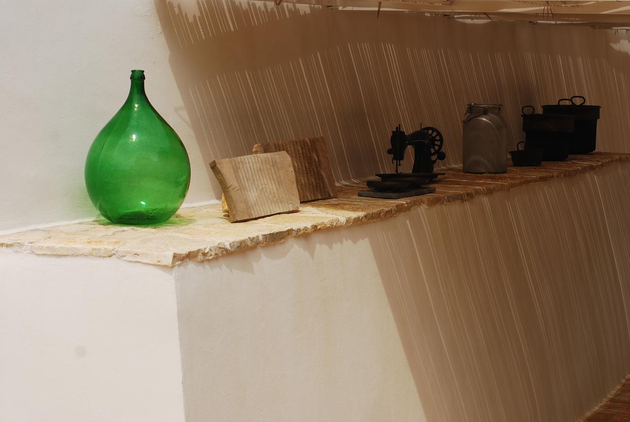 Fikus - the Apulian B&B Ceglie Messapica Bagian luar foto